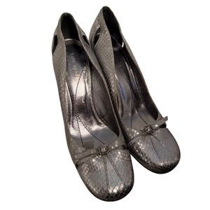 Kate Spade Silver Metallic Leather Snakeskin 3.5 inch Heels 8